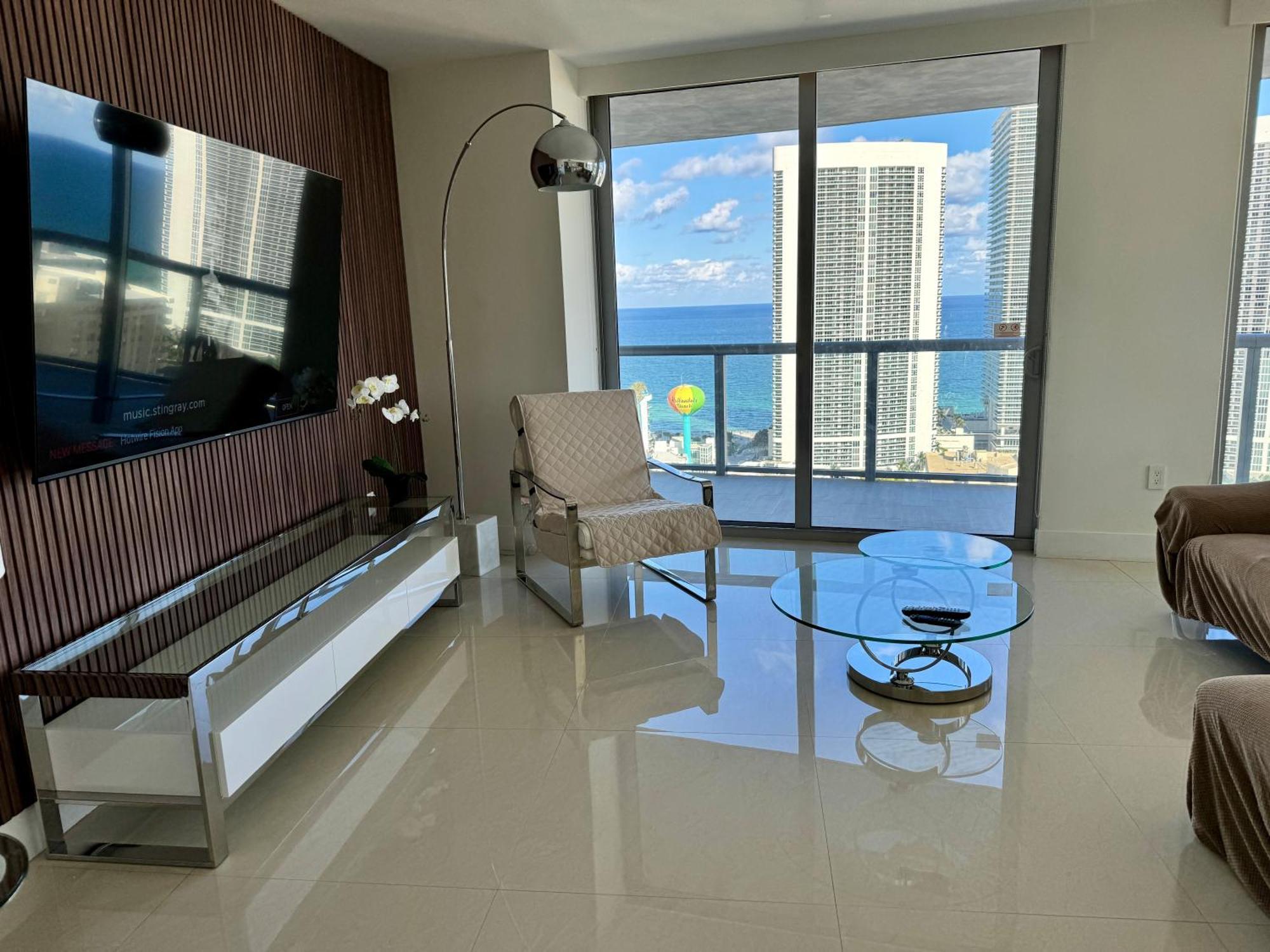 Mvr Apartments At Beachwalk Resort Hallandale Beach Zewnętrze zdjęcie