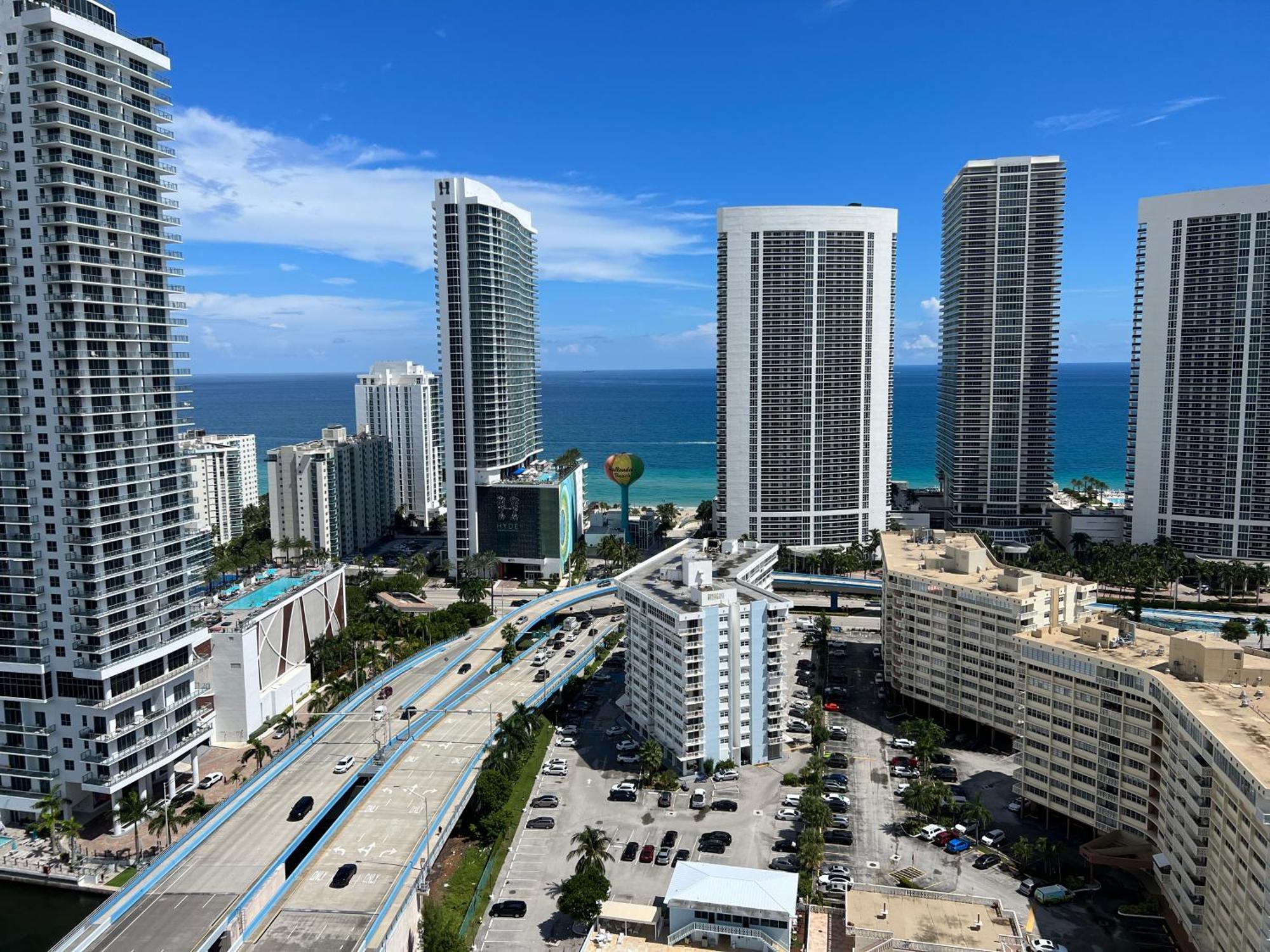 Mvr Apartments At Beachwalk Resort Hallandale Beach Zewnętrze zdjęcie