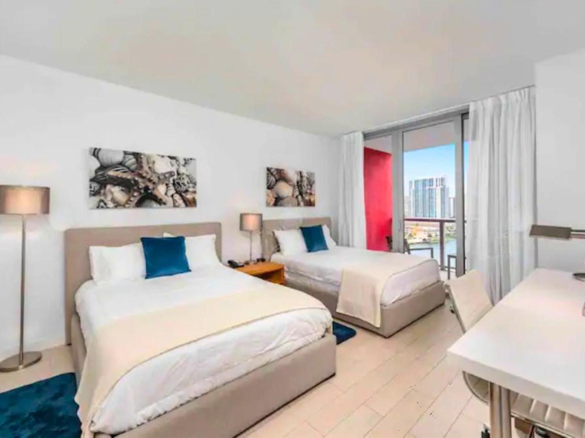 Mvr Apartments At Beachwalk Resort Hallandale Beach Zewnętrze zdjęcie